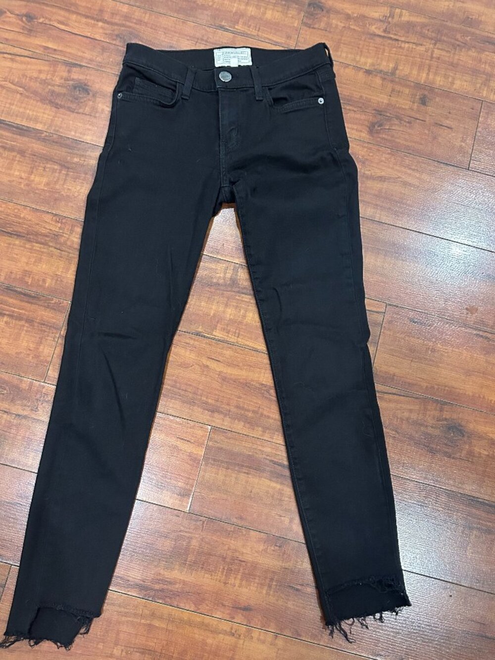 Current/Elliott Women's The Stiletto Jeans W/Uneven Hem, Jet Black 25